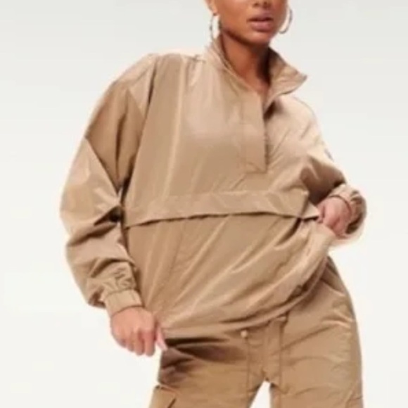 Good American Women Sz 1/2 US S/M Putty Nylon Slouchy Fit Essential Anorak NWT - Picture 2 of 13